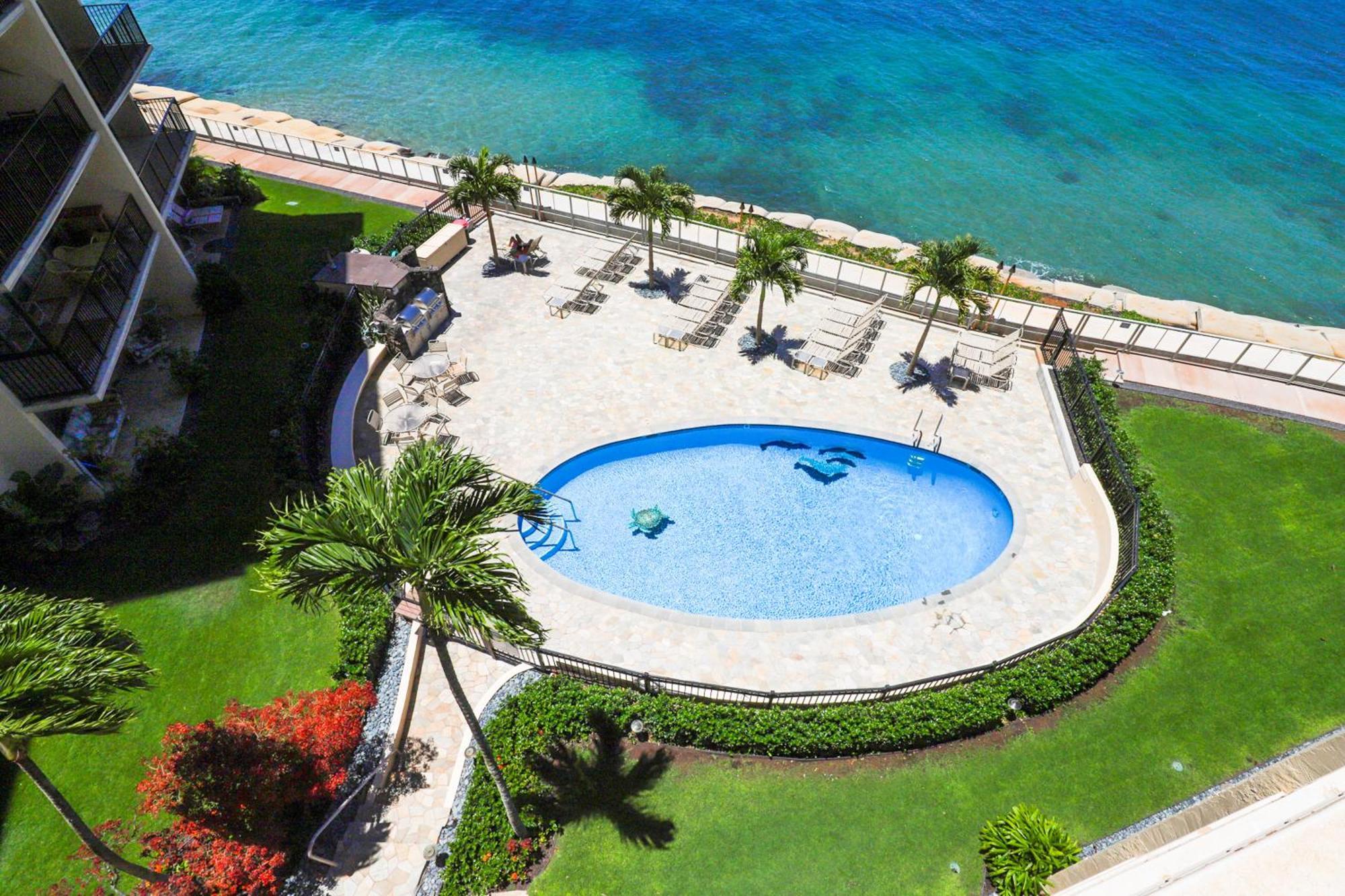 Hololani Resort Kahana Екстериор снимка